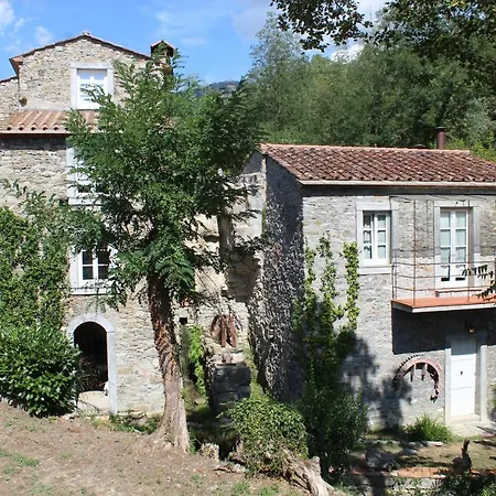 Feriehus Casavacanze Ex Muli Loft Tiglio *