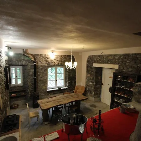 Casavacanze Ex Muli Loft Tiglio Feriehus *